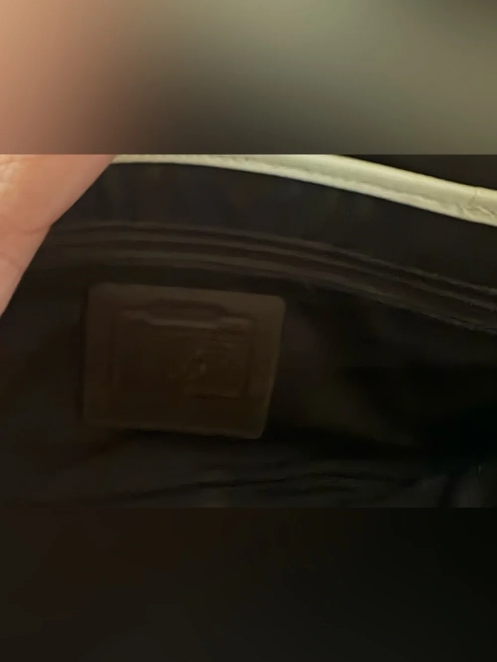 Coach Vintage White Soho Buckle Flap Bag - Picture 8 of 9